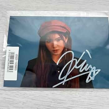 Girls2 山口綺羅 ミュージアム入場特典サイン入り 2枚 ➁ソロ Girls2