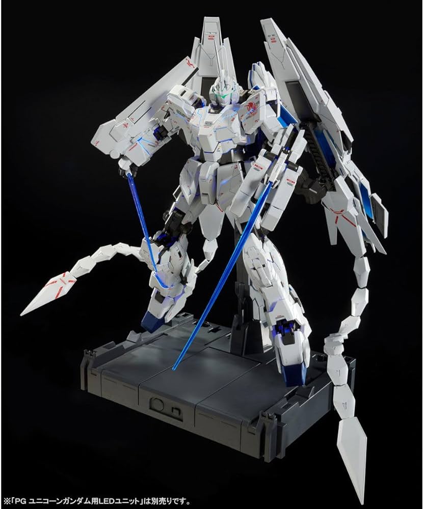 Amazon.co.jp: BANDAI SPIRITS 1/60 PG RX-0 ユニコーンガンダム ペル