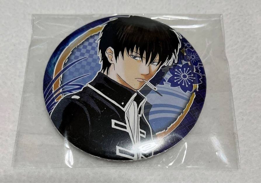 Amazon.co.jp: 銀魂 土方 缶バッジ 原作絵 : ホビー