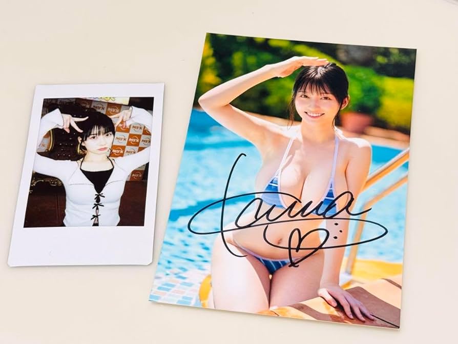 瀬戸環奈】直筆サイン入りチェキ 脇見せ 水着ver.&L版生写真 瀬戸