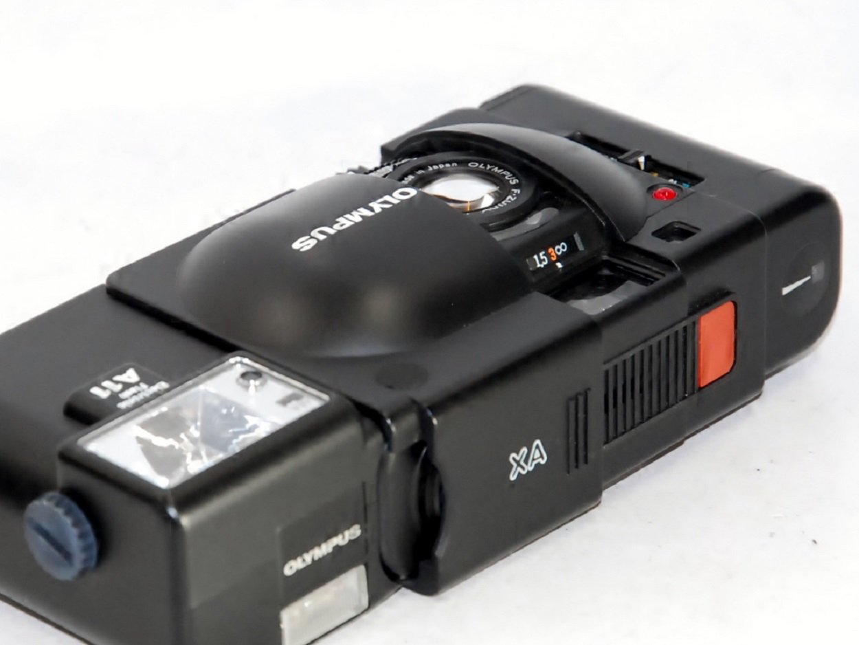 動作品】OLYMPUS XA2 A11 オリンパス フィルムカメラ ケース付き