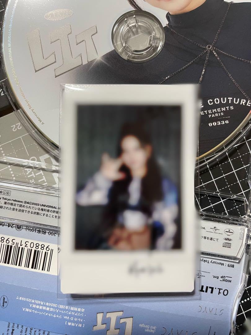 itzy イェジ サイン入りチェキ itzy サイン入りチェキ イェジ トレカ