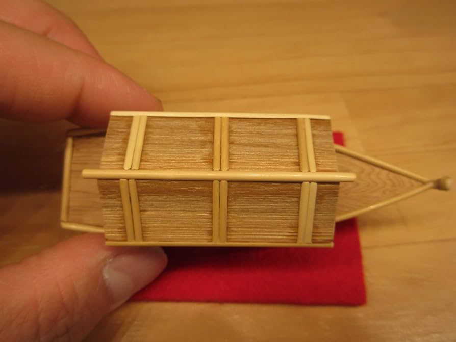 Amazon｜【逢絢亭】茶道具 香合 屋形船香合 屋久杉材 谷村弥三郎 共