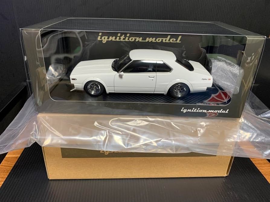イグニッションモデルスカイラインジャパン2ドアL型エンジン模型付き1