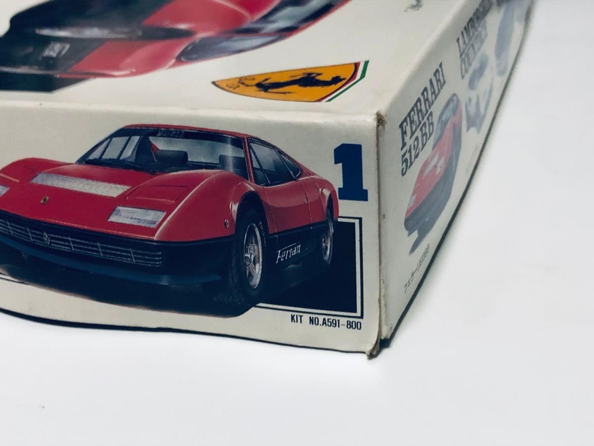 Ferrari 512BB 1/24 プラスチックモデルキット Ferrari 512BB 1/24