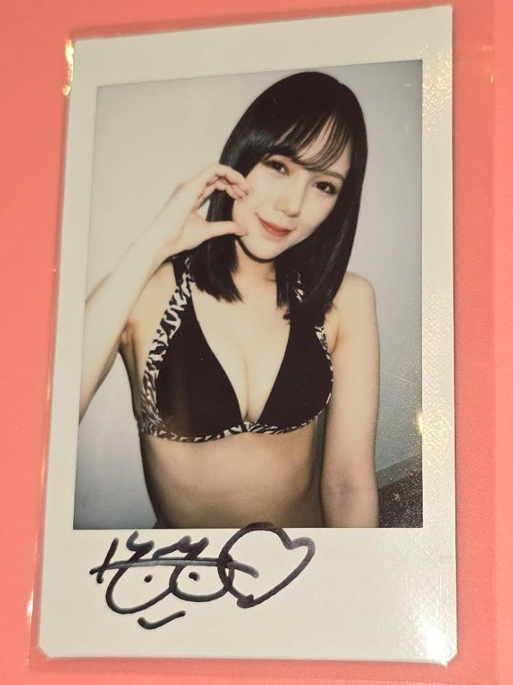 涼森れむ 直筆サイン入りチェキ 5周年記念 新サイン X Amazon.co.jp: