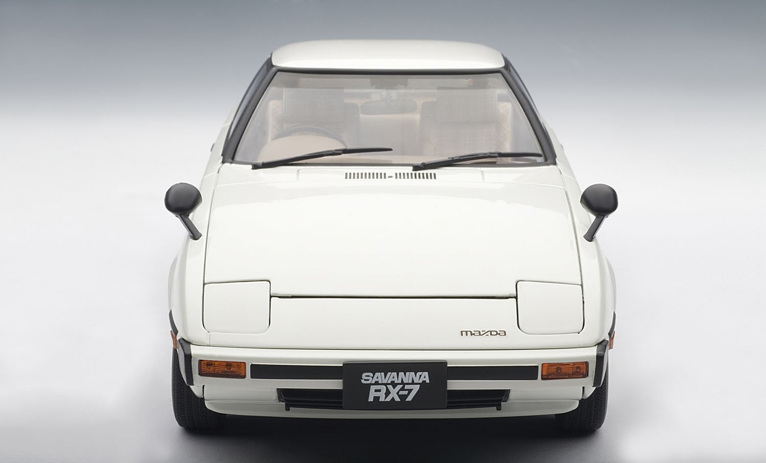 1/18 MAZDAサバンナ イグニッションモデル 1/18 マツダ サバンナ