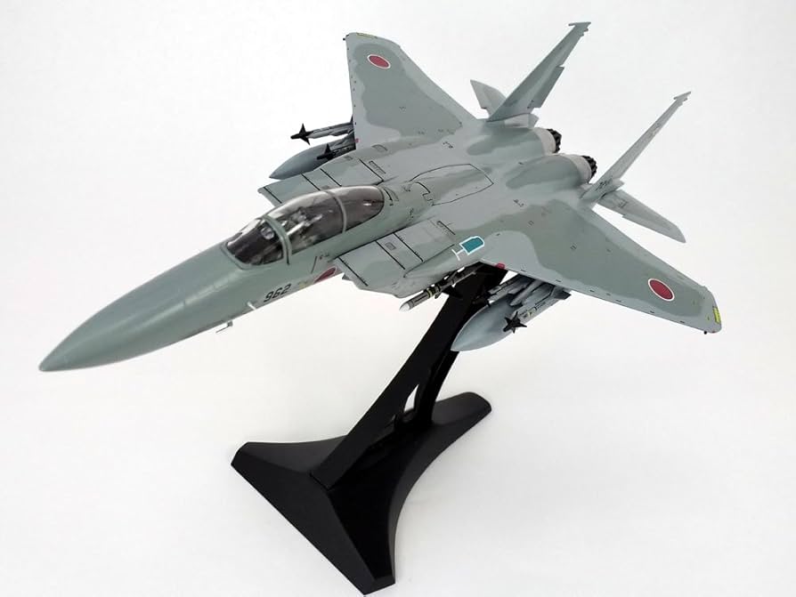 Amazon.co.jp: F-15J (F-15) - 日本 - ディスプレイスタンド付き - 1