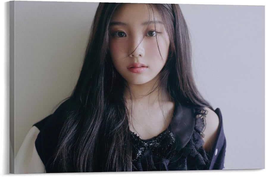 Amazon.co.jp: WONHEE ウォンヒ ILLIT アイリット OFFICIAL PHOTO