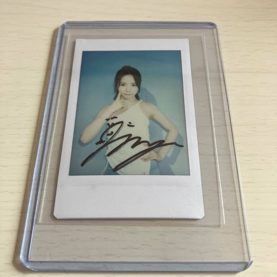 ユン・ジソン 直筆サイン入り ポラ チェキ 最も安い ポラロイド ユン