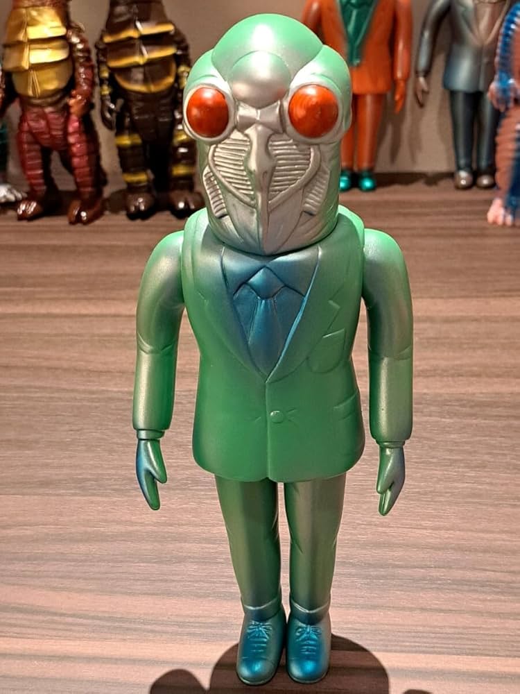 セミ人間 M1号 ウルトラマン ソフビ sofubi M1号 セミ人間 未塗装