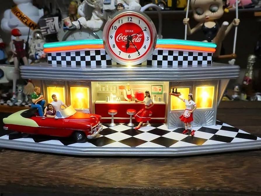 Amazon | 爆レアコカコーラ アメリカンダイナー ジオラマクロック 50s