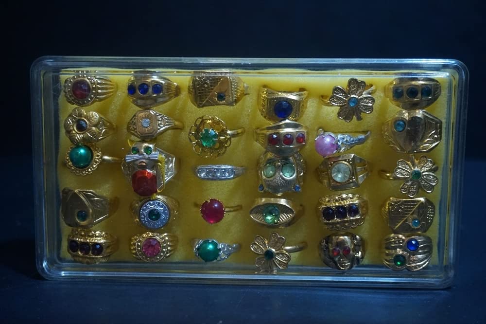 Amazon | 昭和 レトロ おもちゃ 指輪 1箱 倉庫品 雑貨 駄菓子屋