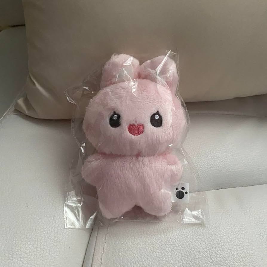 Amazon.co.jp: zb1 ゼベワン ハンユジン ぬいぐるみ うさぎ