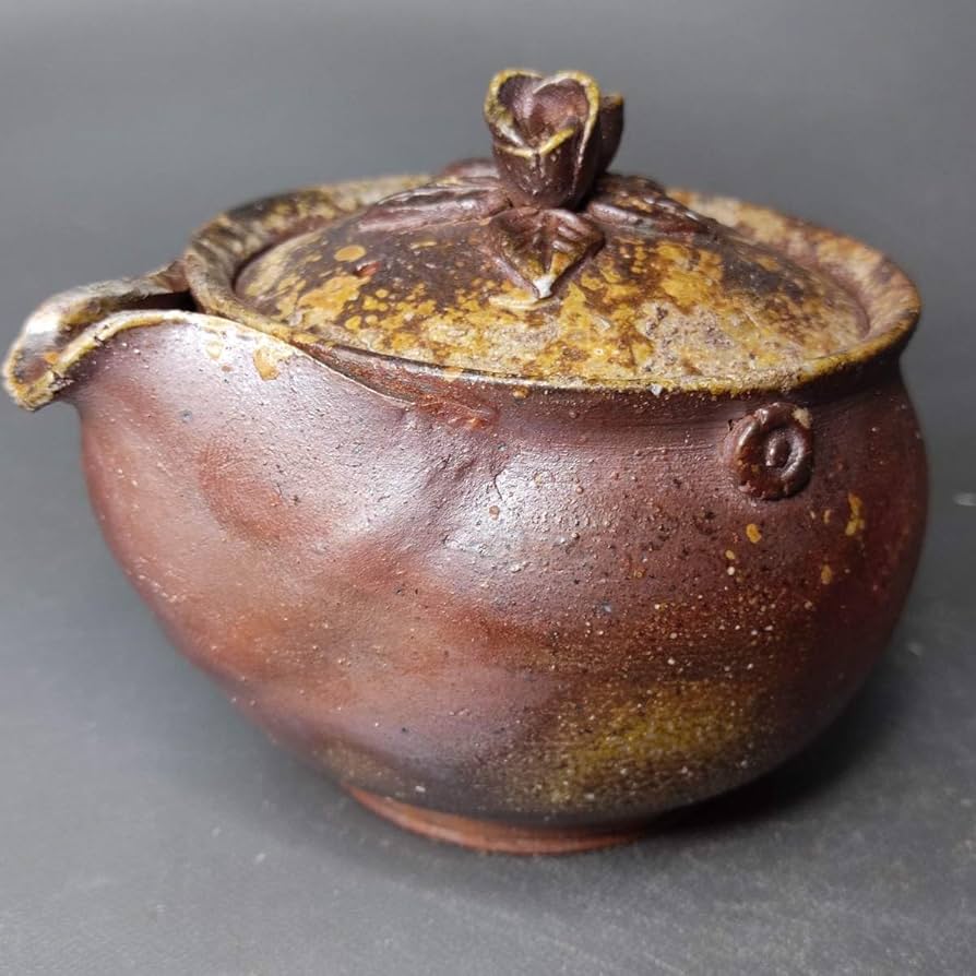 R397-2 備前焼 宝瓶急須 陶印有 D R397-2 備前焼 宝瓶急須 陶印有 D