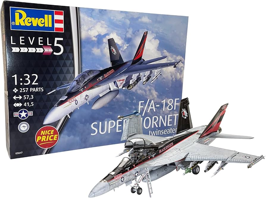 Amazon | ドイツレベル 1/32 アメリカ海軍 F/A-18F スーパーホーネット