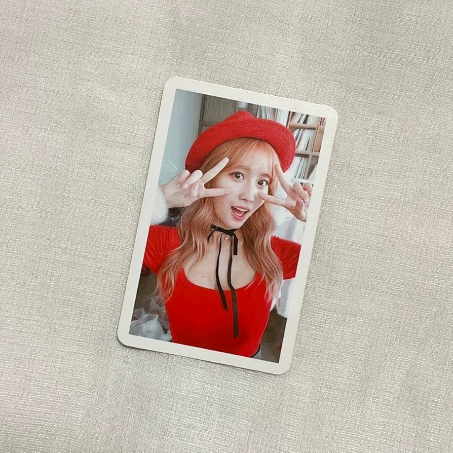 Amazon.co.jp: TWICE coaster LANE 1 クリスマス トレカ モモ : おもちゃ