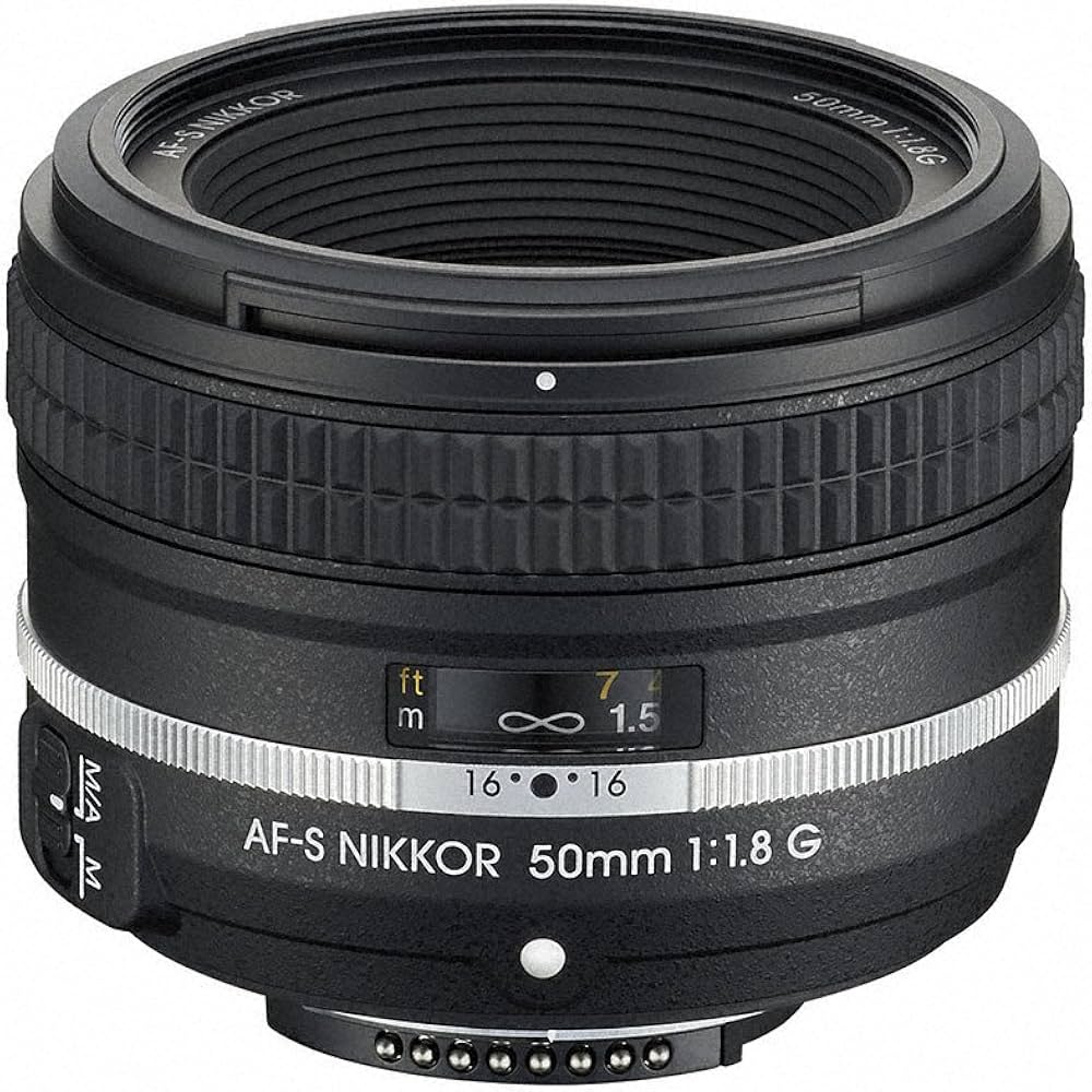 Nikon 単焦点 AF-S NIKKOR 50mm f/1.8G フード付 Amazon.co.jp: Nikon