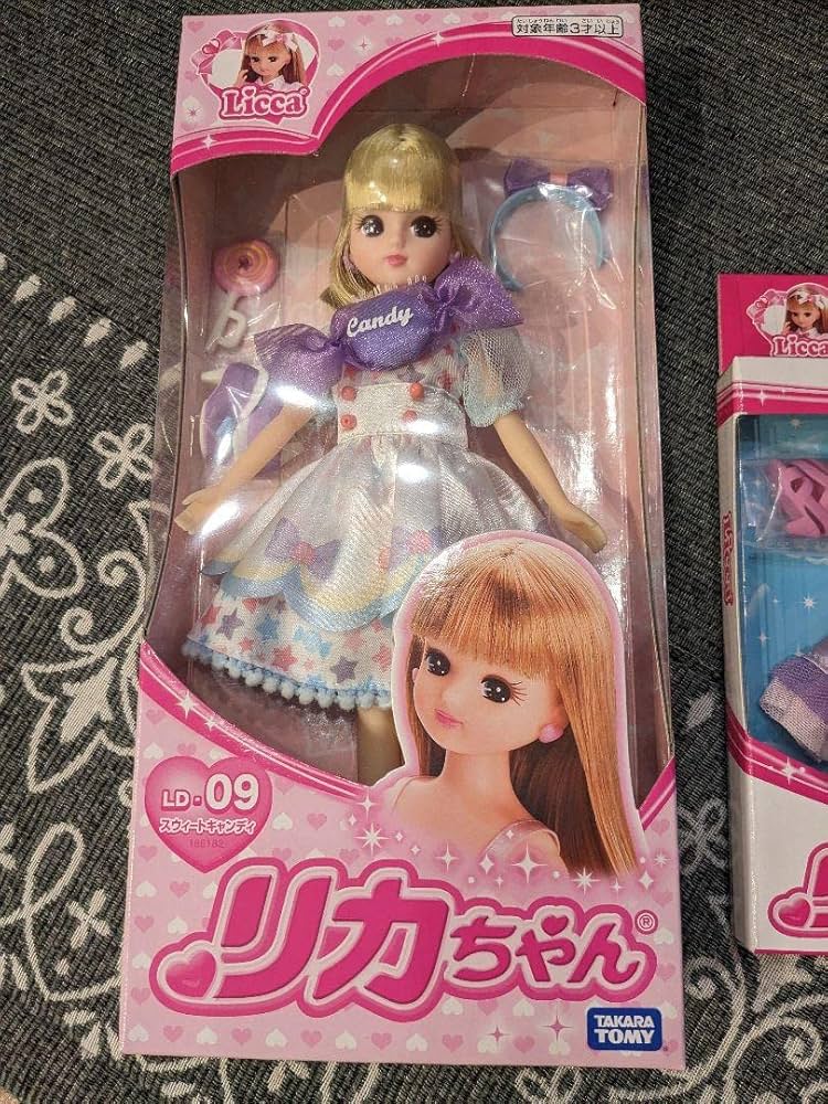 Amazon | 品 リカちゃん人形 本体 スウィートキャンディ 着せ替え服