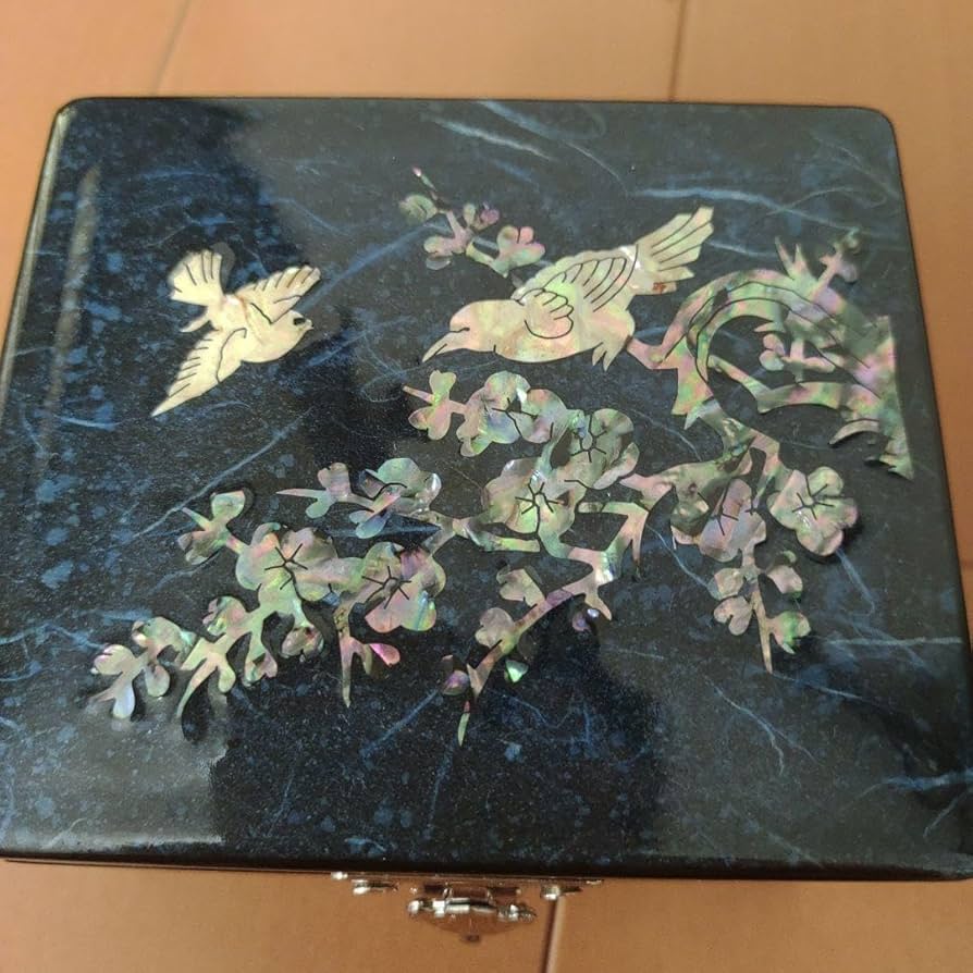 韓国製 螺鈿細工 飾り皿 桹材 金榮萬作 置物 シェル 工芸品 貝細工