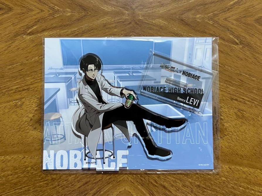 進撃の巨人×NOBIACEコラボ リヴァイ先生のアクリルスタンド ブロック 3種