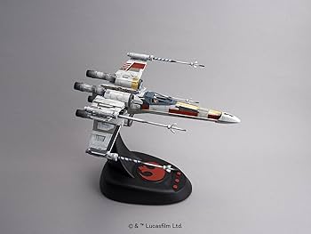 Amazon | スター・ウォーズ Xウイング・スターファイター ムービング