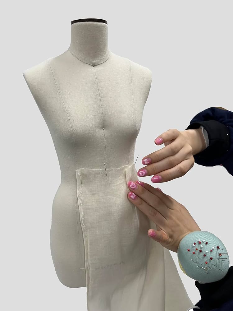 Amazon.co.jp: BUNKA(文化学園) 新文化ヌードボディ 1／2 ミニ