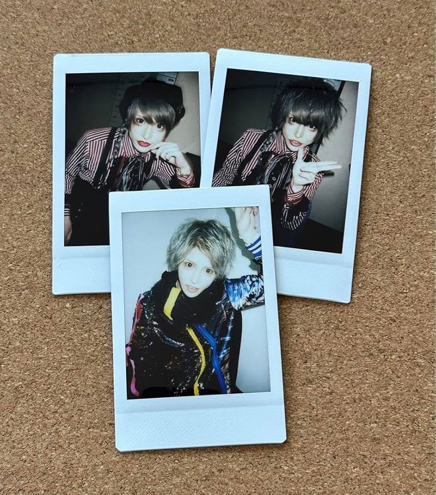 the Raid. 由羽 チェキ セット 22)(23)the Raid. 由羽 チェキ the Raid