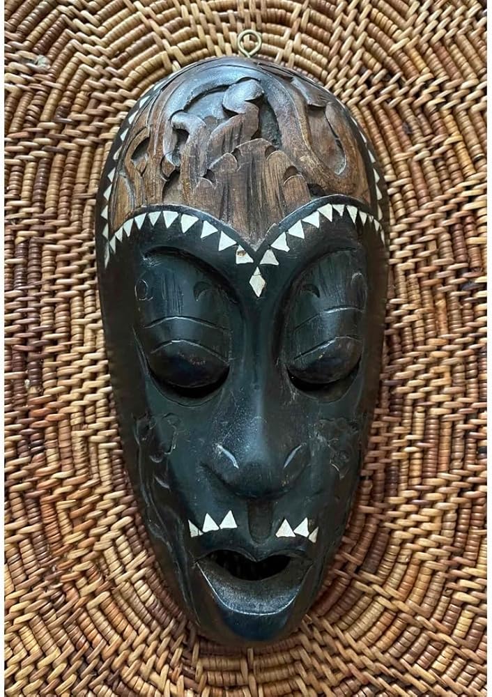 パプアニューギニア お面 マスク 木製 木彫り 壁掛け