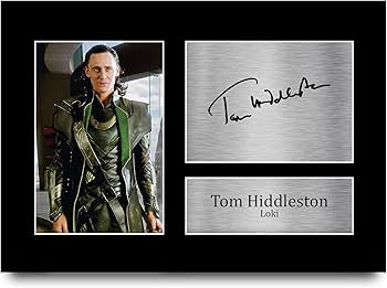 Amazon.co.jp: HWC Trading A4 トム・ヒドルストン・アベンジャーズ