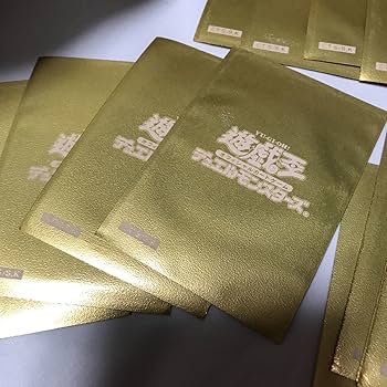 遊戯王 デュエルアカデミア ゴールドロゴ プロテクター スリーブ未開封