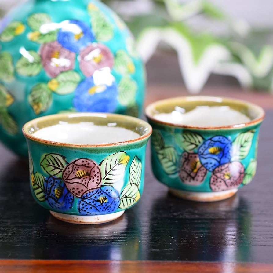 ☆九谷焼／緑釉金襴萩文.ぐい呑み.酒器 ☆九谷焼／緑釉金襴