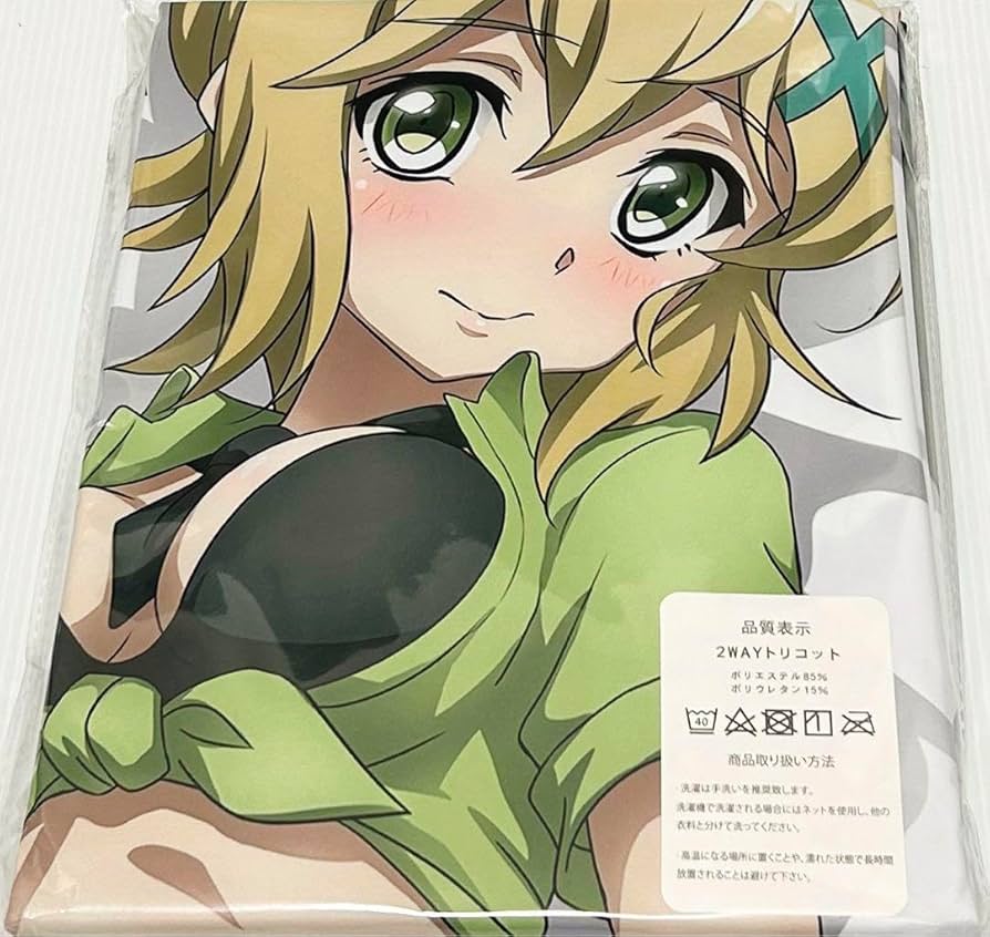 Amazon | 戦姫絶唱シンフォギア暁切歌 抱き枕カバー | アイドル