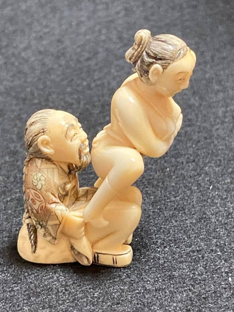 Amazon.co.jp: 逸品 時代根付 二点合体可能型フィギュア 子宝お守り