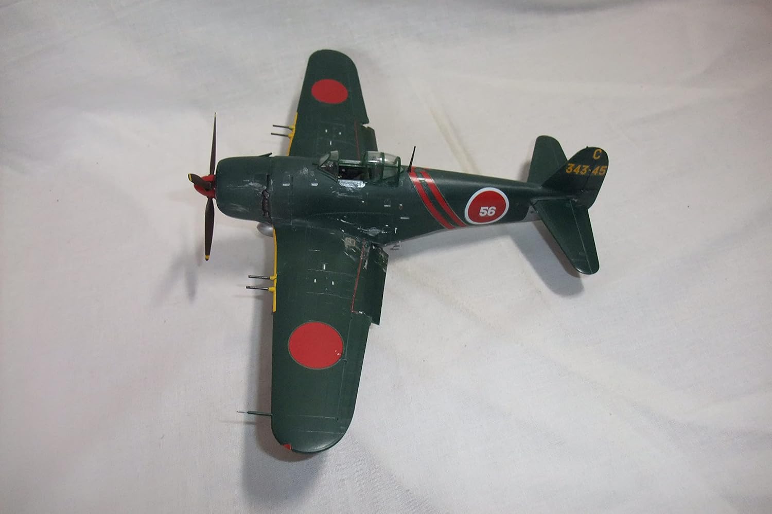 ☆1/48スケール☆旧日本軍航空基地ジオラマ 紫電 完成品 【公式通販】