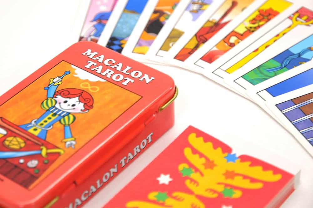 Amazon.co.jp: マカロンタロット : 加藤マカロン, ラクシュミー: 本