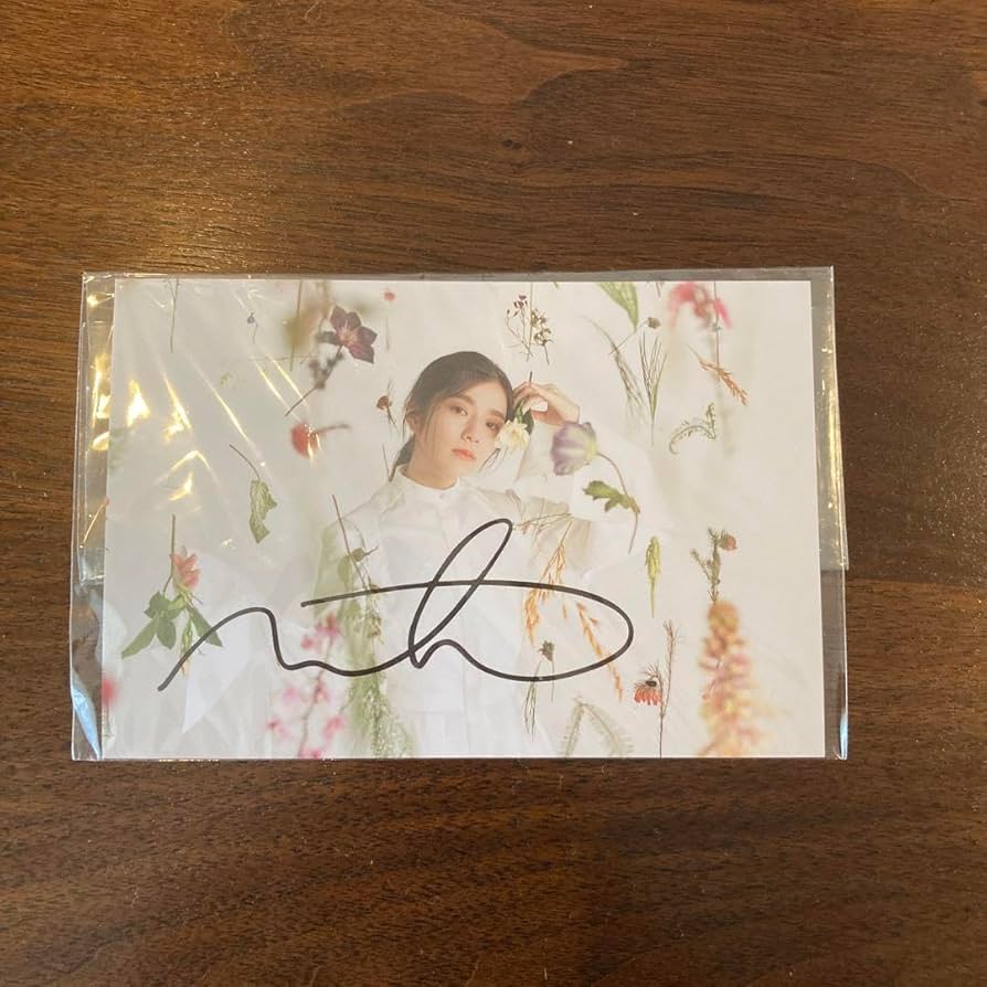 milet 直筆サイン入り ポストカード milet 直筆サイン入りポストカード