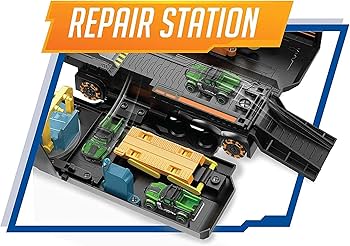 Amazon.com: Hot Wheels Fast & Furious Spy Command Hauler Play Set