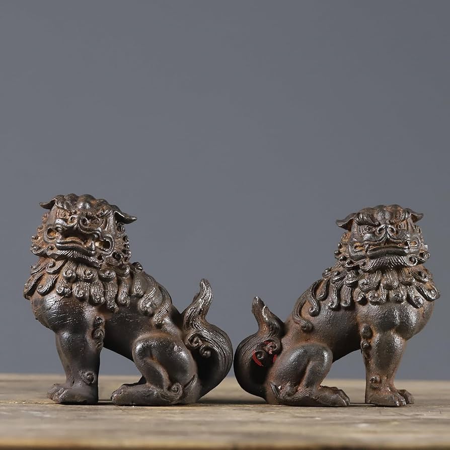 中国 骨董品 鉄製 狛犬 獅子像 木製台座付き