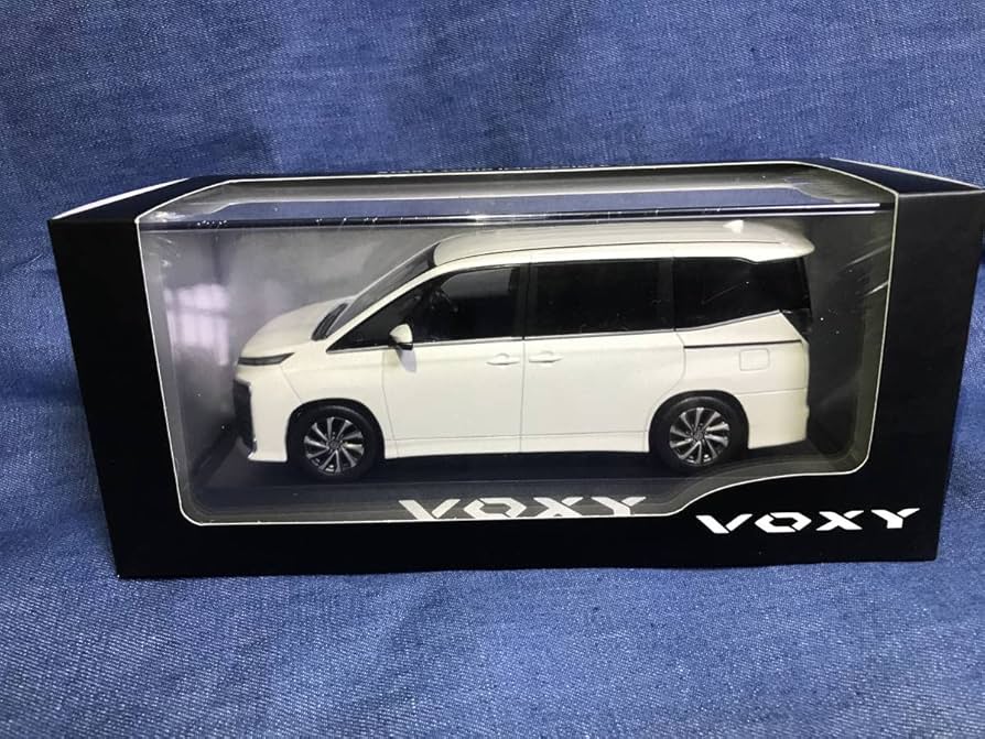 Amazon.co.jp: 1/30○○ヴォクシー○2022年1月発売○最新○新型