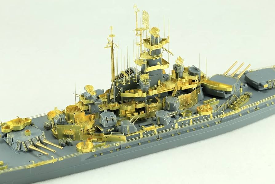 アメリカ海軍 戦艦サウスダコタ & 重巡洋艦インディアナポリス 1/700