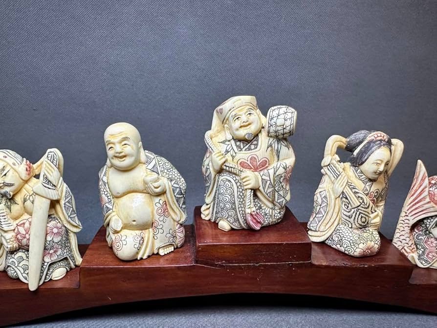 根付 天然素材 アンティーク 和彫 置物 骨董 飾り物 古美術品 置物