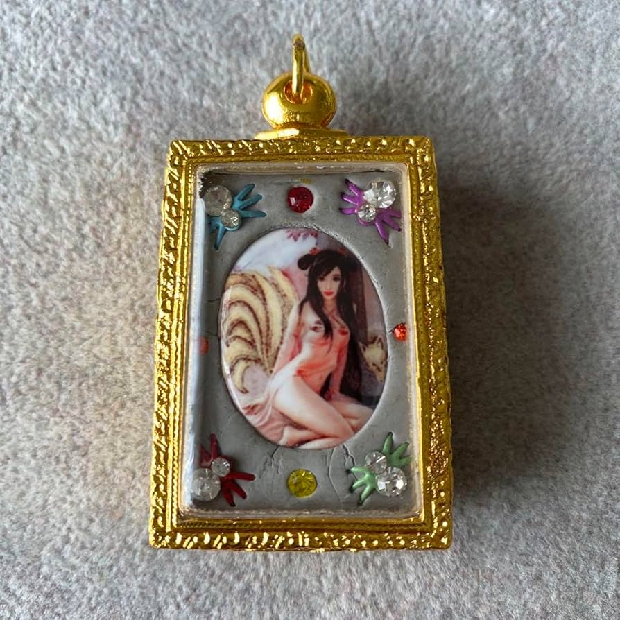 廉価版！】タイのお守りプラクルアン！九尾の狐の女王様！恋愛＆金運が