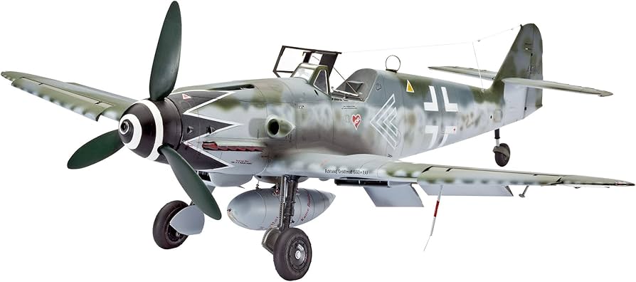 Amazon | ドイツレベル 1/32メッサーシュミットBf109G-10 Erla