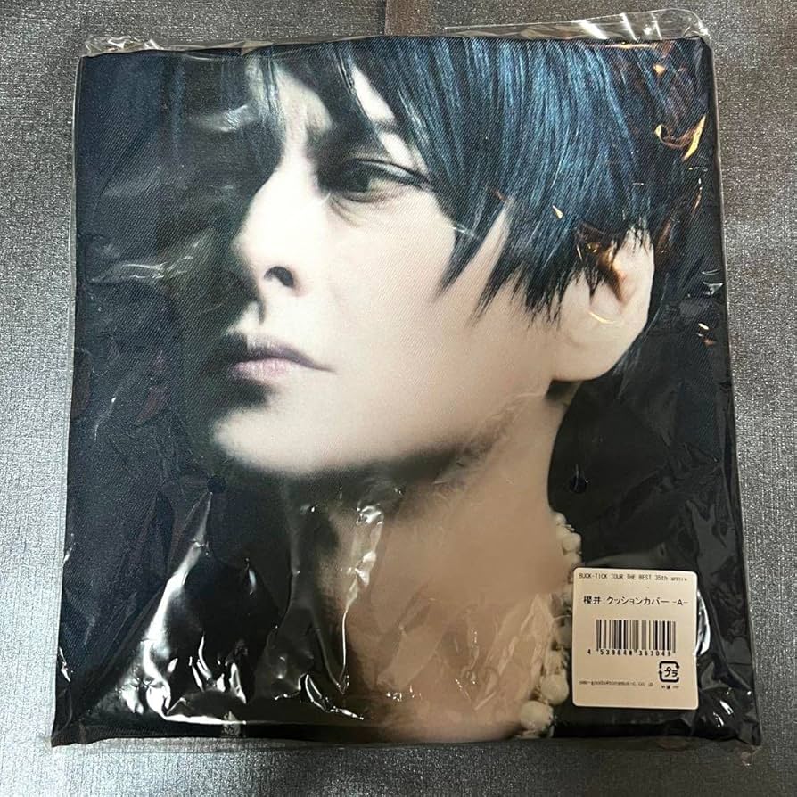 Amazon.co.jp: 櫻井敦司クッションカバー BUCK-TICK Z : おもちゃ