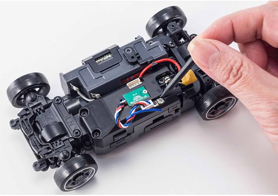 Amazon.com: Kyosho Mini-Z AWD Honda Neo Classic Racer KYO32625GM