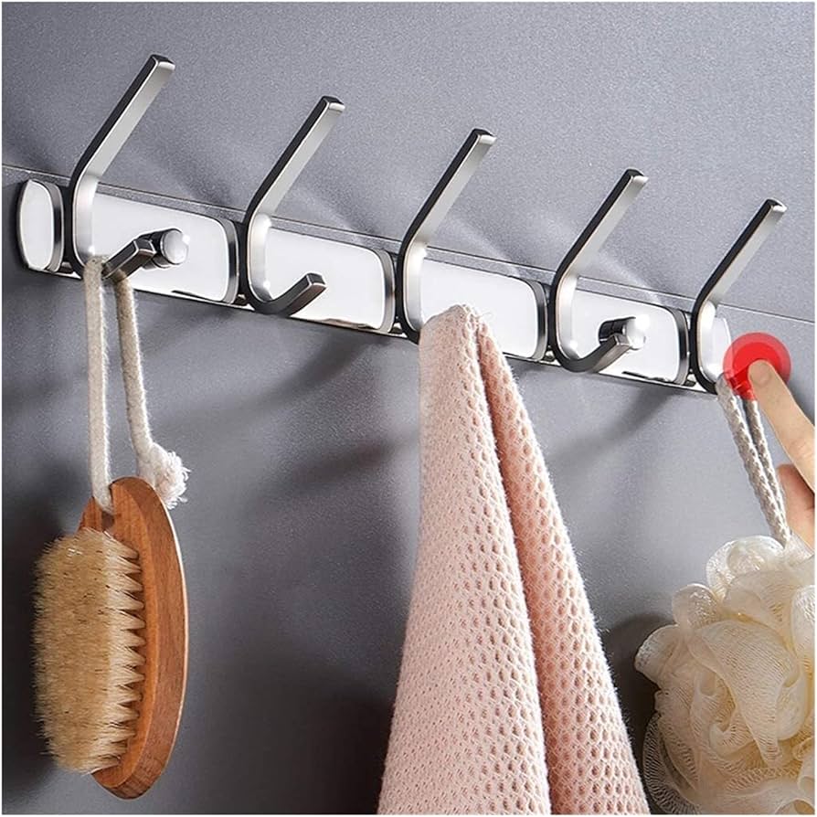 装飾的なコートハンガー