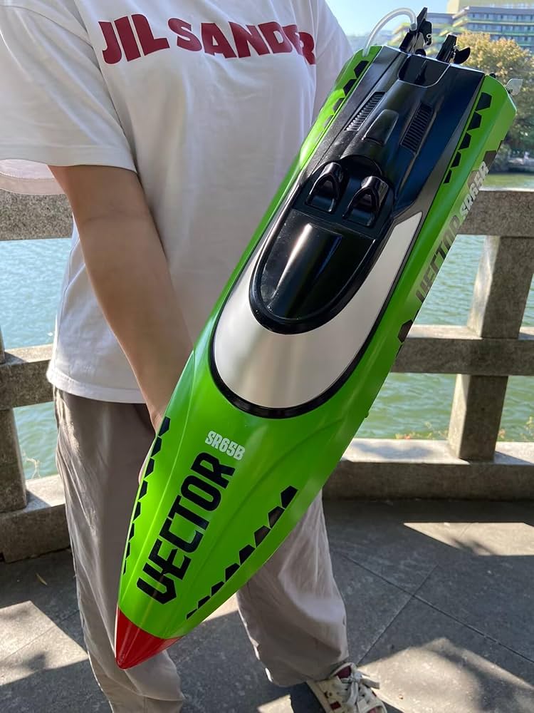 Amazon.co.jp: 大型ラジコンボートホビーRC潜水艦スピードボート65cm