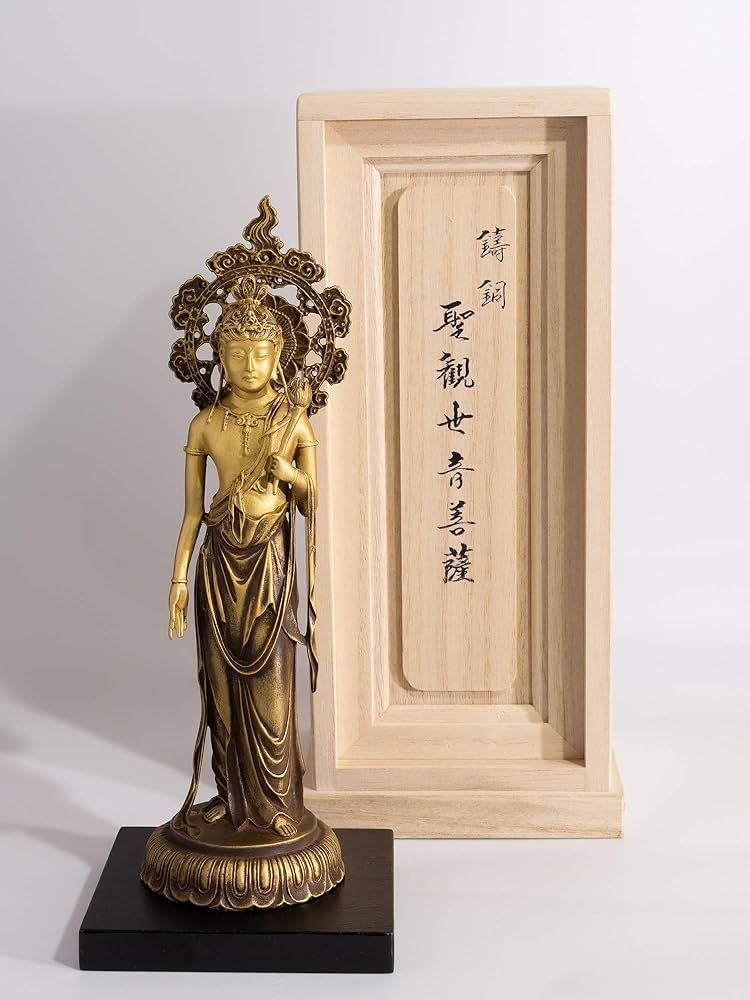 大振りで古格のある古銅聖観音立像杉箱入 大振りで古格のある古銅