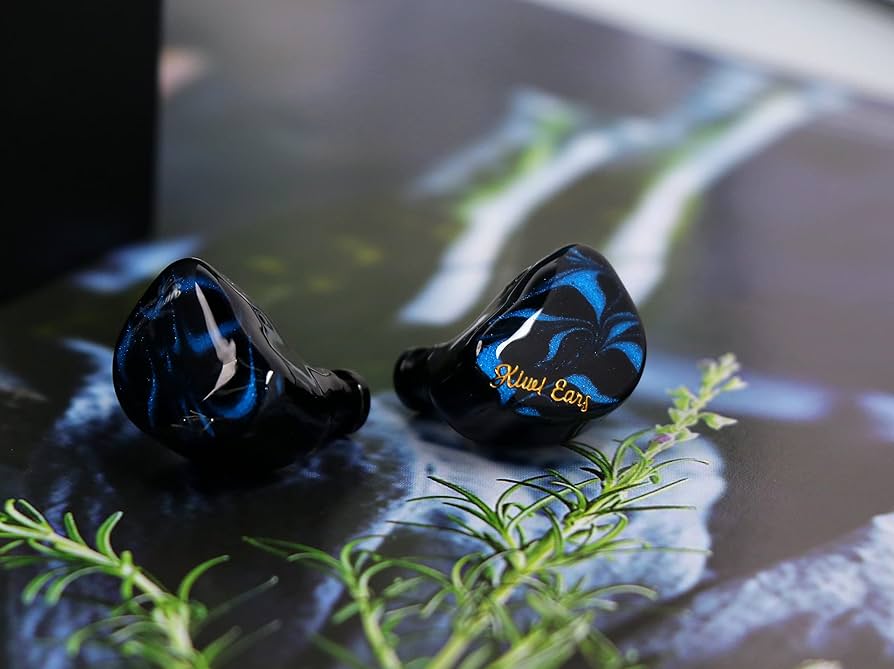 Amazon.com: Linsoul Kiwi Ears Cadenza in Ear Minitor (Blue) + Kiwi